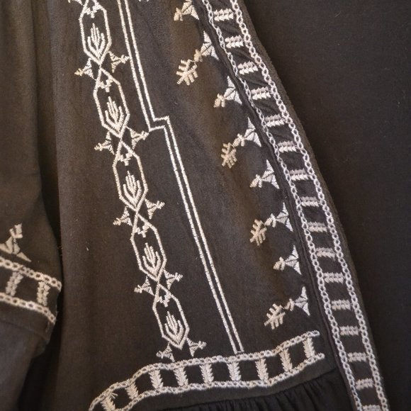 Embroidered Jacket - Picture 6 of 7